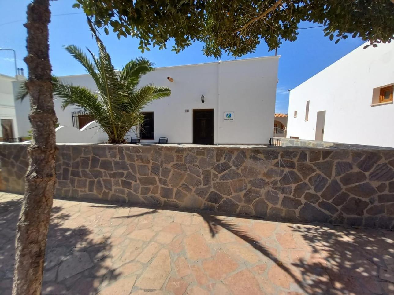 Casa Emilia Villa อัลเมรีอา ภายนอก รูปภาพ